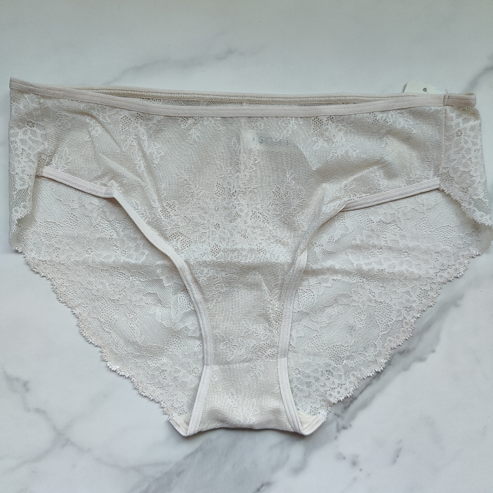 NWT SOMA VANISHING EDGE ALL-OVER LACE HIPSTER PANTY IN SIZE MEDIUM PINK TINT